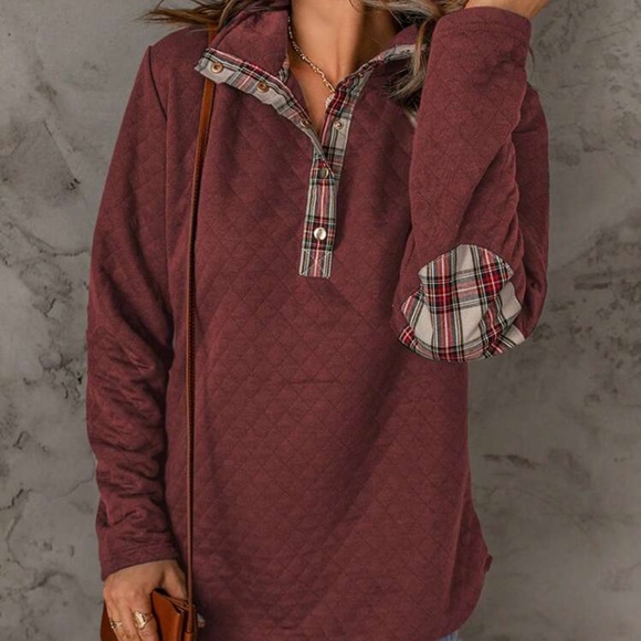 New 1/4 snap plaid detailed sweatshirt - Picture 3 of 8